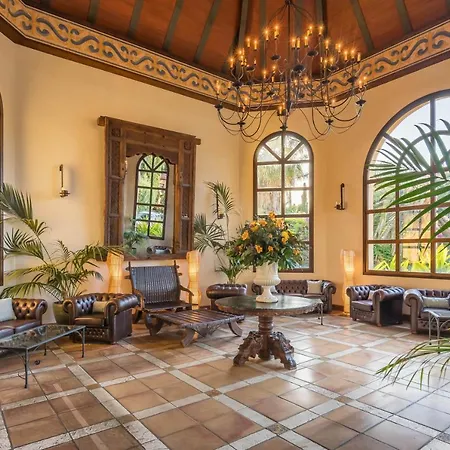 מלון Guadalmina 4*