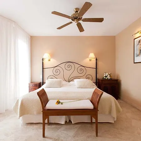 מלון Guadalmina 4*