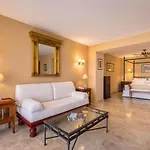 Otel Guadalmina