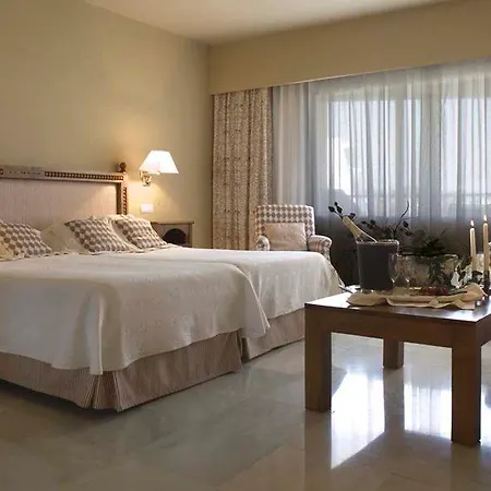 ホテル Guadalmina 4*